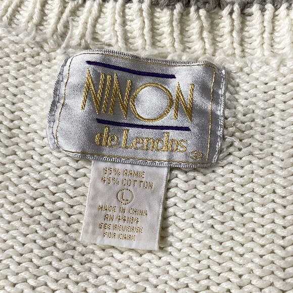 Women's Floral Knit Cardigan Sweater - Picture 2 of 12